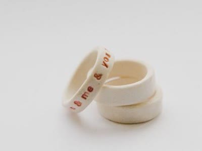 心酸的说说:说好的一生一世,到头来变成一死一伤,死了心伤了情